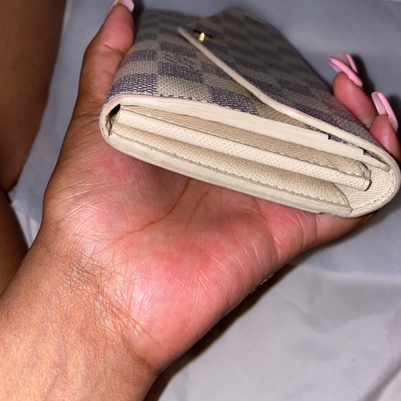 SOLD - Picture 4 of 7